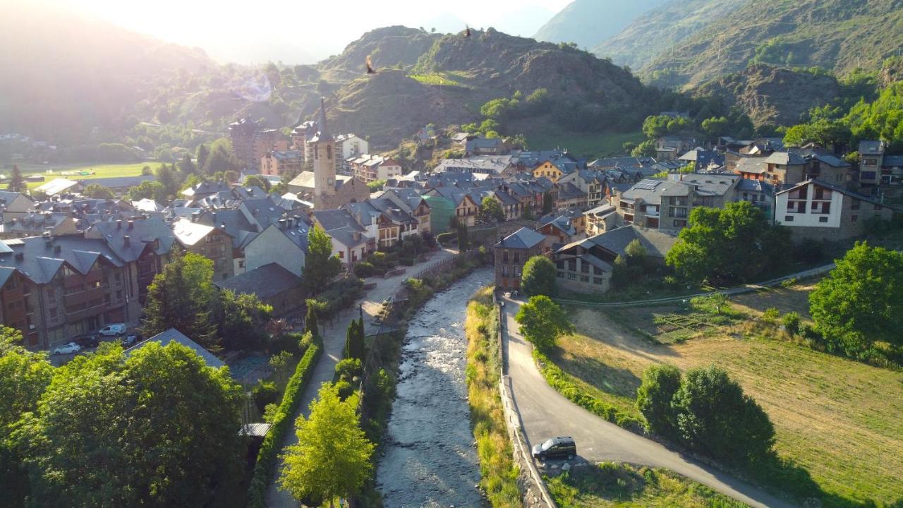 Apartament Comfortable Amb Vistes I Centric By Rural D'Aneu Астеррі-д'Анеу Екстер'єр фото