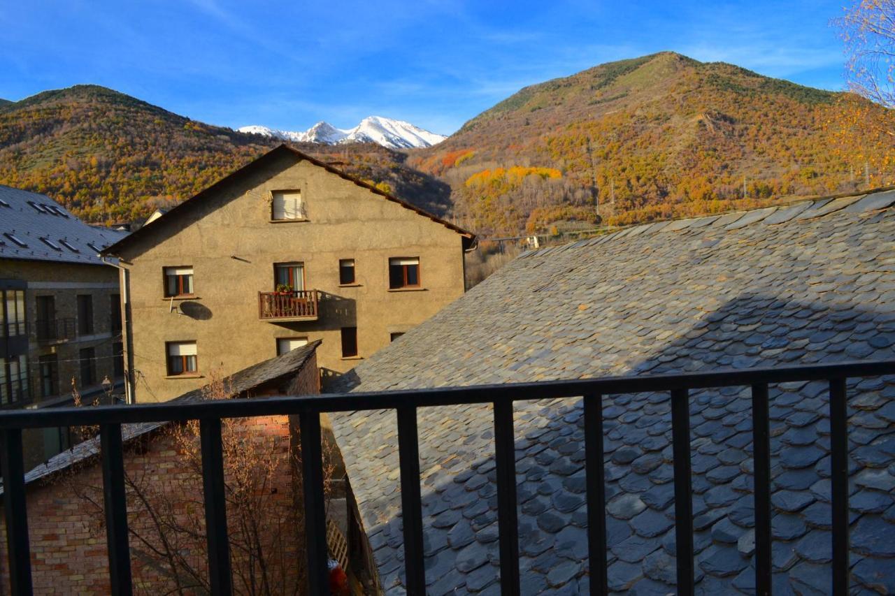 Apartament Comfortable Amb Vistes I Centric By Rural D'Aneu Астеррі-д'Анеу Екстер'єр фото
